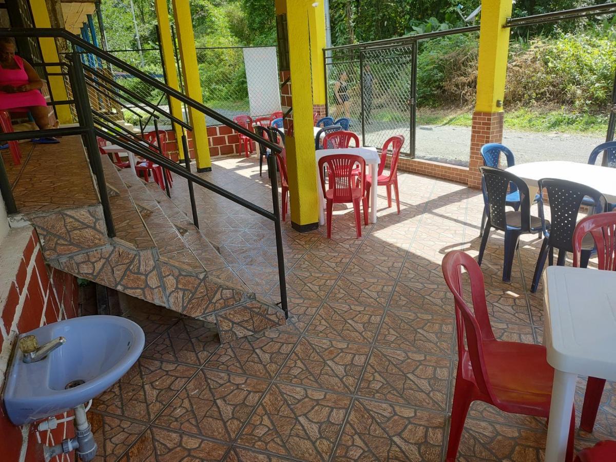 Casa Hospedaje Mayesty Hotel San Cipriano Bagian luar foto